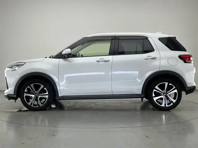 ダイハツ ロッキー G 愛知県 2020(令2)年 5.8万km シャイニングホワイトパール 純正ナビ　全方位カメラ　スマアシ　禁煙車　ＥＴＣ　ドラレコ　シートヒーター　衝突軽減　追従クルコン　オートハイビーム　コーナーセンサー　ＬＥＤヘッドライト　純正フロアマット　スマートキー　ターボ搭載車