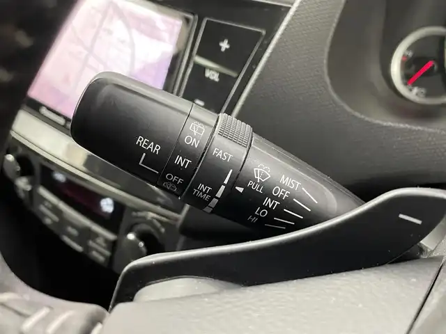 スズキ スイフト RS 大分県 2014(平26)年 7.7万km スノーホワイトパール 社外SDナビ/（フルセグ/CD/DVD/Bluetooth）/ETC/オートライト/HIDヘッドライト/フォグランプ/オートエアコン/ステアリングスイッチ/クルーズコントロール/電動格納ミラー/プッシュスタート・スマートキー/保証書・取扱説明書