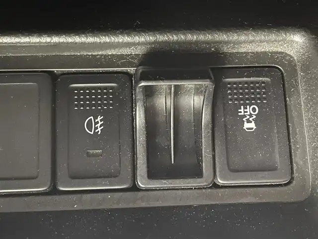 スズキ スイフト RS 大分県 2014(平26)年 7.7万km スノーホワイトパール 社外SDナビ/（フルセグ/CD/DVD/Bluetooth）/ETC/オートライト/HIDヘッドライト/フォグランプ/オートエアコン/ステアリングスイッチ/クルーズコントロール/電動格納ミラー/プッシュスタート・スマートキー/保証書・取扱説明書