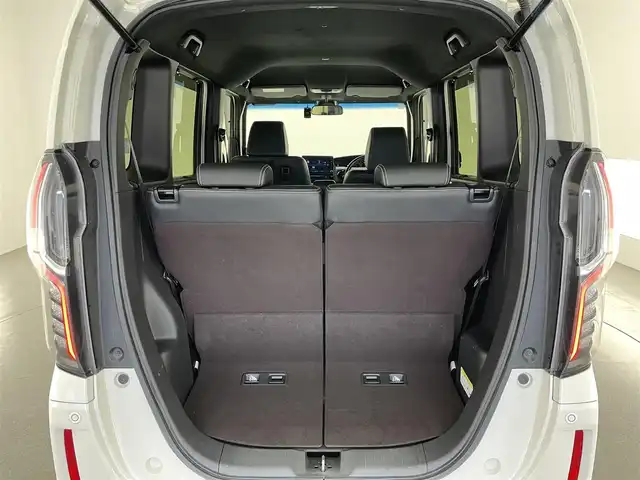 ホンダ Ｎ ＢＯＸ カスタム G L ターボ ホンダセンシング 愛知県 2018(平30)年 6.8万km プレミアムホワイトパールⅡ 純正8インチナビ/ホンダセンシング/パドルシフト/ターボ/レーダークルーズコントロール/両側パワースライドドア/LEDオートライト/バックカメラ/ETC/ドライブレコーダー/純正アルミホイール/フルセグTV/DVD/純正フロアマット/ハーフレザーシート/衝突被害軽減ブレーキ/カーテンエアバック/禁煙車