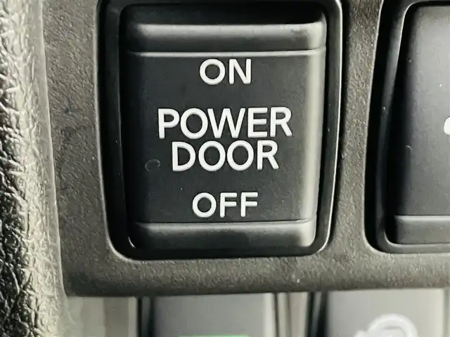 日産 エクストレイル 20X 福島県 2017(平29)年 7.4万km チタニウムカーキ プロパイロット/・エマージェンシーブレーキ/・ダウンヒルアシストコントロール/・クリアランスソナー/・横滑り防止機能/ストラーダナビ/・型番；CN-RX03WD/・フルセグ/TV/CD/DVD/Blu-ray/iPod/SD/BT/USB/アラウンドビューモニター/アダプティブ・クルーズコントロール/LEDオートライト/・フォグランプ/ハーフレザー/・パワーバックドア/純正AW付きサマータイヤ/ルーフレール/ストラーダインフォメーションディスプレイ/デジタルインナーミラー/電動格納ミラー/・ウィンカーミラー/・ミラーヒーター/電子パーキング/・ブレーキホールド/ドアバイザー/純正フロアマット/革ステアリング/・ステアリングリモコン/前ドラレコ/ETC/プッシュスタート/・スマートキー