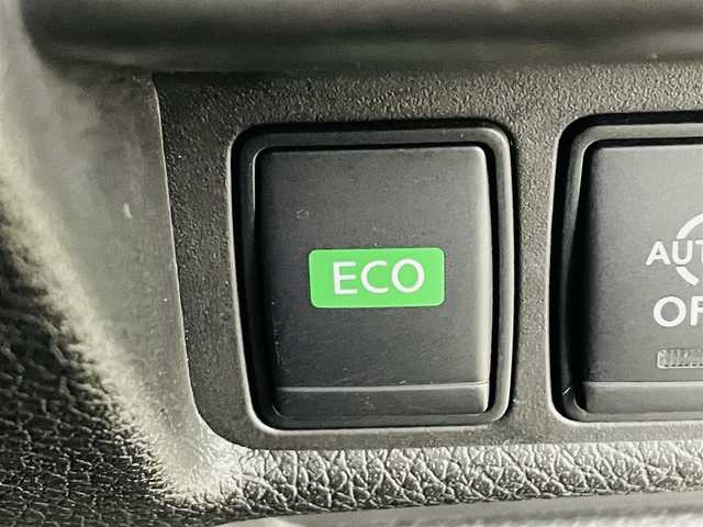 日産 エクストレイル 20X 福島県 2017(平29)年 7.4万km チタニウムカーキ プロパイロット/・エマージェンシーブレーキ/・ダウンヒルアシストコントロール/・クリアランスソナー/・横滑り防止機能/ストラーダナビ/・型番；CN-RX03WD/・フルセグ/TV/CD/DVD/Blu-ray/iPod/SD/BT/USB/アラウンドビューモニター/アダプティブ・クルーズコントロール/LEDオートライト/・フォグランプ/ハーフレザー/・パワーバックドア/純正AW付きサマータイヤ/ルーフレール/ストラーダインフォメーションディスプレイ/デジタルインナーミラー/電動格納ミラー/・ウィンカーミラー/・ミラーヒーター/電子パーキング/・ブレーキホールド/ドアバイザー/純正フロアマット/革ステアリング/・ステアリングリモコン/前ドラレコ/ETC/プッシュスタート/・スマートキー