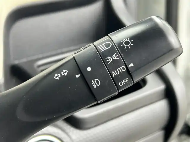 スズキ クロスビー HYBRID MZ 道央・札幌 2020(令2)年 5.3万km ピュアホワイトパール/ブラック2トーンルーフ ・4WD/・社外メモリーナビゲーション/　CD/DVD/フルセグ/SD/USB/iPod/・バックカメラ/・社外ドライブレコーダー前後/・ビルトインETC/・衝突軽減ブレーキ/・横滑り防止装置/・レーンキープアシスト/・前後コーナーセンサー/・クルーズコントロール/・LEDヘッドライト/・オートライト/・ダウンヒルアシストコントロール/・前席シートヒーター/・パドルシフト/・純正フロアマット（ゴムマット）/・スマートキー/・プッシュスタート/・スペアキー1本/・純正AW16インチ/・保証書付き/・取説付き