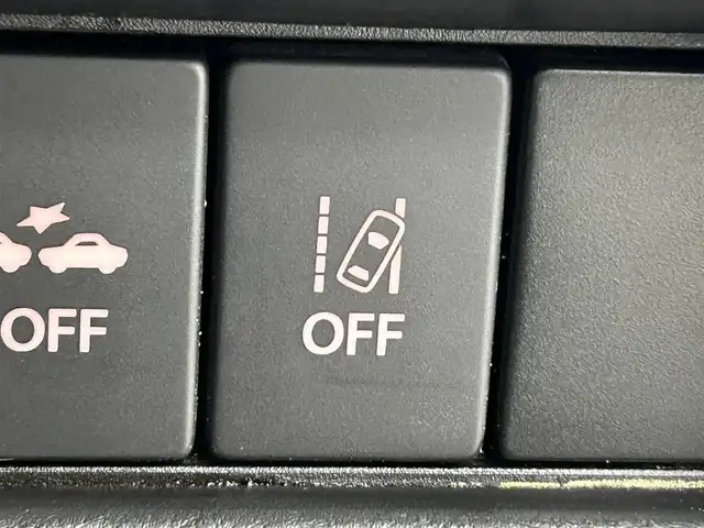 スズキ クロスビー HYBRID MZ 道央・札幌 2020(令2)年 5.3万km ピュアホワイトパール/ブラック2トーンルーフ ・4WD/・社外メモリーナビゲーション/　CD/DVD/フルセグ/SD/USB/iPod/・バックカメラ/・社外ドライブレコーダー前後/・ビルトインETC/・衝突軽減ブレーキ/・横滑り防止装置/・レーンキープアシスト/・前後コーナーセンサー/・クルーズコントロール/・LEDヘッドライト/・オートライト/・ダウンヒルアシストコントロール/・前席シートヒーター/・パドルシフト/・純正フロアマット（ゴムマット）/・スマートキー/・プッシュスタート/・スペアキー1本/・純正AW16インチ/・保証書付き/・取説付き