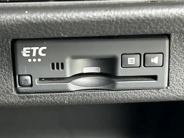 スズキ クロスビー HYBRID MZ 道央・札幌 2020(令2)年 5.3万km ピュアホワイトパール/ブラック2トーンルーフ ・4WD/・社外メモリーナビゲーション/　CD/DVD/フルセグ/SD/USB/iPod/・バックカメラ/・社外ドライブレコーダー前後/・ビルトインETC/・衝突軽減ブレーキ/・横滑り防止装置/・レーンキープアシスト/・前後コーナーセンサー/・クルーズコントロール/・LEDヘッドライト/・オートライト/・ダウンヒルアシストコントロール/・前席シートヒーター/・パドルシフト/・純正フロアマット（ゴムマット）/・スマートキー/・プッシュスタート/・スペアキー1本/・純正AW16インチ/・保証書付き/・取説付き