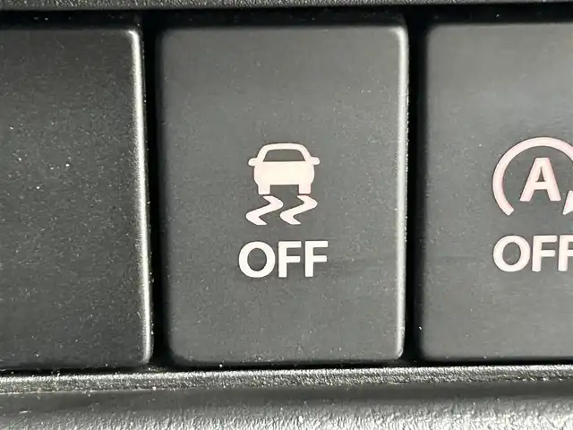 スズキ クロスビー HYBRID MZ 道央・札幌 2020(令2)年 5.3万km ピュアホワイトパール/ブラック2トーンルーフ ・4WD/・社外メモリーナビゲーション/　CD/DVD/フルセグ/SD/USB/iPod/・バックカメラ/・社外ドライブレコーダー前後/・ビルトインETC/・衝突軽減ブレーキ/・横滑り防止装置/・レーンキープアシスト/・前後コーナーセンサー/・クルーズコントロール/・LEDヘッドライト/・オートライト/・ダウンヒルアシストコントロール/・前席シートヒーター/・パドルシフト/・純正フロアマット（ゴムマット）/・スマートキー/・プッシュスタート/・スペアキー1本/・純正AW16インチ/・保証書付き/・取説付き