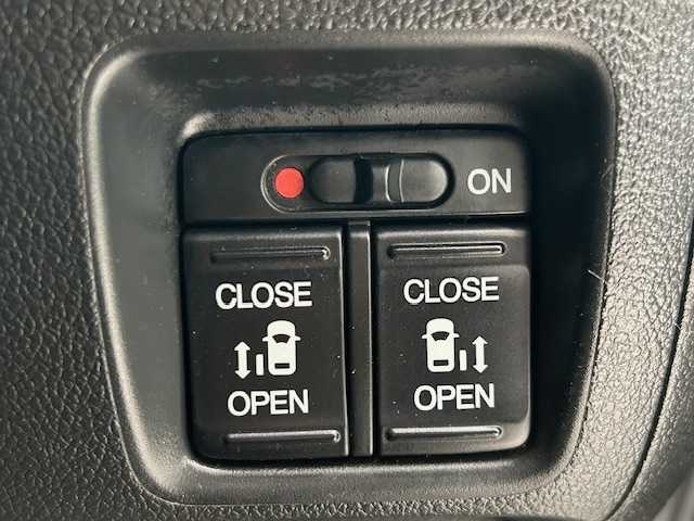 ホンダ Ｎ ＢＯＸ G ターボ SSパッケージ 宮城県 2016(平28)年 4.4万km ブリティッシュグリーンP ターボ/シティブレーキアクティブシステム/クルーズコントロール/純正ナビ（地図SD無いため確認できず）/・バックカメラ/・CD/DVD/・ETC/・ドライブレコーダー/パドルシフト/ベンチシート/・シートヒーター（運転席/助手席）/・チップアップシート/LEDヘッドライト/・オートライト/純正フロアマット/社外アルミホイール