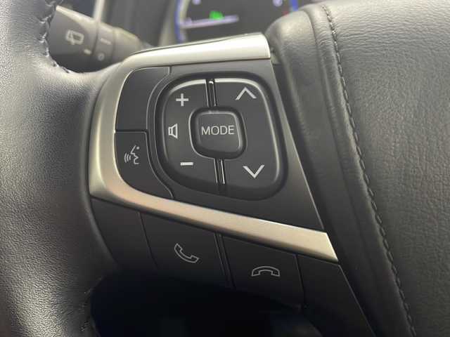 トヨタ ハリアー プレミアム 愛知県 2017(平29)年 6.1万km スパークリングブラックパールクリスタルシャイン 純正9型SDナビ/フルセグTV/CD/DVD(Blu Ray/BT/USB/AUX/バックカメラ/ハーフレザーシート/パワーシート/ビルトインETC/ドライブレコーダー前後/Toyota Safety Sense/プリクラッシュセーフティ/レーンディパーチャーアラート/レーダークルーズコントロール/オートハイビーム/インテリジェントクリアランスソナー/パワーバックドア/電動パーキング/オートホールド/革巻きステアリング/ステアリングスイッチ/アイドリングストップ/LEDオートライト/フォグランプ/シーケンシャルランプ/電格ミラー/横滑り防止/プッシュスタート/スマートキー/純正ドアバイザー/純正フロアマット