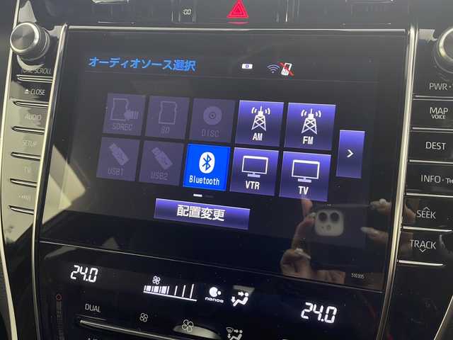 トヨタ ハリアー プレミアム 愛知県 2017(平29)年 6.1万km スパークリングブラックパールクリスタルシャイン 純正9型SDナビ/フルセグTV/CD/DVD(Blu Ray/BT/USB/AUX/バックカメラ/ハーフレザーシート/パワーシート/ビルトインETC/ドライブレコーダー前後/Toyota Safety Sense/プリクラッシュセーフティ/レーンディパーチャーアラート/レーダークルーズコントロール/オートハイビーム/インテリジェントクリアランスソナー/パワーバックドア/電動パーキング/オートホールド/革巻きステアリング/ステアリングスイッチ/アイドリングストップ/LEDオートライト/フォグランプ/シーケンシャルランプ/電格ミラー/横滑り防止/プッシュスタート/スマートキー/純正ドアバイザー/純正フロアマット