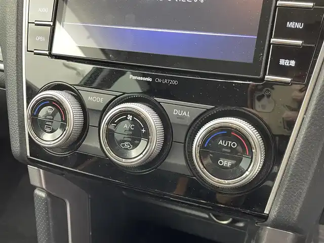 スバル フォレスター Xブレイク 群馬県 2017(平29)年 4.7万km ジャスミングリーンM 純正7インチSDナビ/フルセグTV/AM/FM/BT/SD/=====/前席パワーシート　パワーリヤゲート　プッシュスタート　純正７インチナビ　バックカメラ　全席シートヒーター　ルーフレール　アイサイト　追従機能付クルーズコントロール　ＬＥＤヘッドライト　４ＷＤ　禁煙車