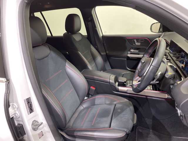 メルセデス・ベンツ ＧＬＢ２００ｄ AMGライン 愛媛県 2020(令2)年 3.9万km ポーラホワイト AMGラインパッケージ/ナビゲーションパッケージ//純正10.25型ナビ/フルセグTV Bluetooth/360°カメラ/ルーフレール/ドライブレコーダー/レーダークルーズコントロール/電動リアゲート/パワーシート/シートヒーター/LEDヘッドライト