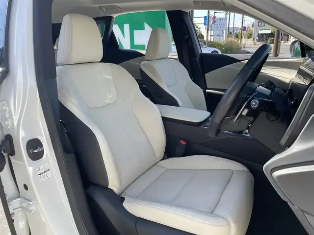 レクサス ＲＸ 350h バージョンL 神奈川県 2024(令6)年 1万km ソニッククォーツ ワンオーナー/純正コネクティッドナビ/　（Bluetooth・ミラキャス）/フルセグTV/パノラミックビューモニター/パノラマルーフ/セミアニリン本革シート/シートヒーター/エアシート/メーカーOP輻射ヒーター/Lexus Safety System＋/Lexus Teammate/クリアランスソナー/カラーヘッドアップディスプレイ/レーダークルーズコントロール/LEDヘッドライト/LEDフォグライト/パワーバックドア/ビルトインETC2.0/スマートキー×2/カードキー×1/保証書/取扱説明書