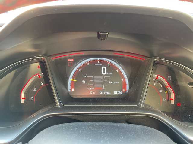 ホンダ シビック タイプR 愛知県 2018(平30)年 5.8万km チャンピオンシップホワイト /ワンオーナー//純正メモリナビ(VXM-185VFi)/(フルセグTV/DVD/Bluetooth/SD)/(AppleCarPlay/MusicRuck/iPod)//クルーズコントロール//ビルトインＥＴＣ//360°ドライブレコーダー(Yupiteru S10)//バックカメラ//プッシュスタート//スマートキー//スペアキーx1//ＬＥＤヘッドライト//フォグランプ//電動パーキングブレーキ//ブレーキホールド//純正フロアマット//純正ドアバイザー