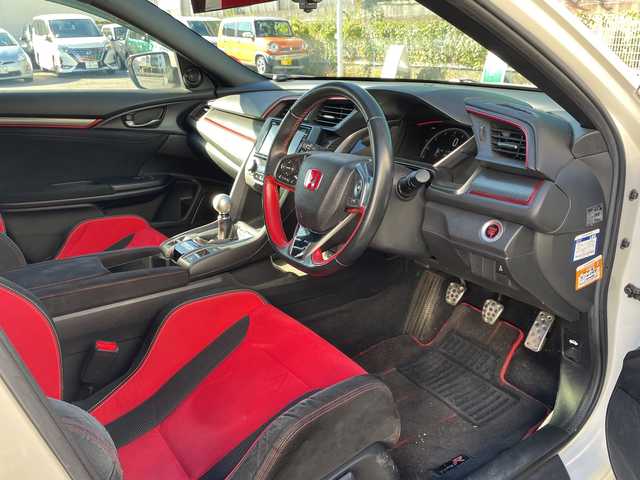 ホンダ シビック タイプR 愛知県 2018(平30)年 5.8万km チャンピオンシップホワイト /ワンオーナー//純正メモリナビ(VXM-185VFi)/(フルセグTV/DVD/Bluetooth/SD)/(AppleCarPlay/MusicRuck/iPod)//クルーズコントロール//ビルトインＥＴＣ//360°ドライブレコーダー(Yupiteru S10)//バックカメラ//プッシュスタート//スマートキー//スペアキーx1//ＬＥＤヘッドライト//フォグランプ//電動パーキングブレーキ//ブレーキホールド//純正フロアマット//純正ドアバイザー