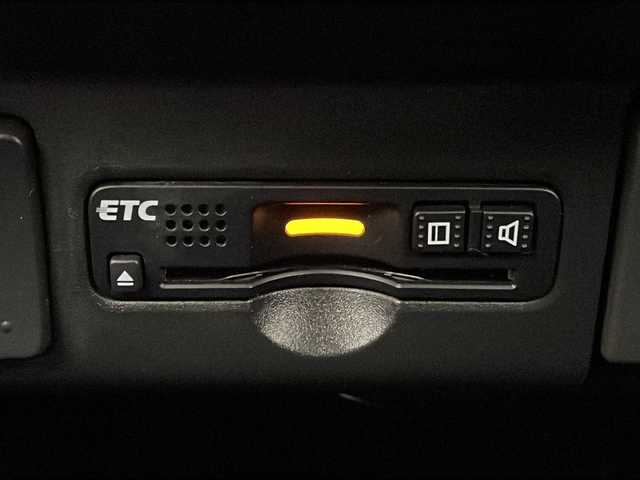 ホンダ Ｎ ＢＯＸ カスタム ターボ SSブラックSパッケージ 茨城県 2017(平29)年 7万km プレミアムホワイトパールⅡ 純正ナビ/・Bluetooth接続/・フルセグテレビ/・バックカメラ/ETC/ドライブレコーダー/社外ホイール/両側パワースライドドア/オートライト/エンジンスタートボタン/クルーズコントロール/スマートキー/ドアバイザー/パドルシフト/フロントフォグ/社外マフラー