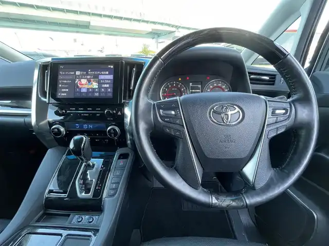 トヨタ アルファード S Cパッケージ 愛知県 2021(令3)年 3.6万km ホワイトパールクリスタルシャイン 純正ディスプレイオーディオ/(CD/DVD/Bluetooth/フルセグTV)/バックカメラ/純正フリップダウンモニター/両側パワースライドドア/パワーバックドア/黒レザーシート/前席シートヒーター&エアコンシート/前席&2ndパワーシート/オットマン/ドライブレコーダー/ETC2.0/LEDヘッドライト/フォグランプ/レーダークルーズコントロール/PCS/nanoe