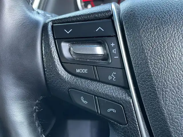 トヨタ アルファード S Cパッケージ 愛知県 2021(令3)年 3.6万km ホワイトパールクリスタルシャイン 純正ディスプレイオーディオ/(CD/DVD/Bluetooth/フルセグTV)/バックカメラ/純正フリップダウンモニター/両側パワースライドドア/パワーバックドア/黒レザーシート/前席シートヒーター&エアコンシート/前席&2ndパワーシート/オットマン/ドライブレコーダー/ETC2.0/LEDヘッドライト/フォグランプ/レーダークルーズコントロール/PCS/nanoe