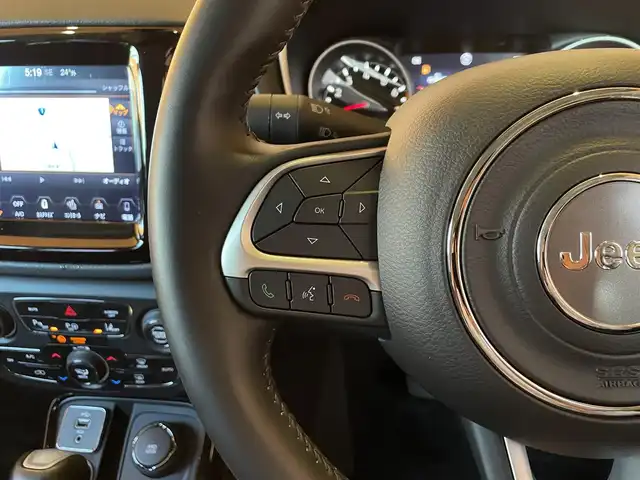 クライスラー・ジープ ジープ コンパス リミテッド 愛知県 2018(平30)年 2.6万km 白 黒革/beats/純正ナビ/Bluetooth/フルセグTV/USB/ACC/BSM/LKA/ETC/Bカメラ/HIDヘッドライト/パワーシート/シートヒーター/ヴォーカルホワイトパールコート