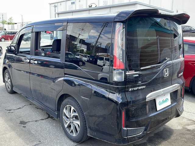 ホンダ ステップワゴン スパーダ アドバンスパッケージ β 新潟県 2016(平28)年 11.9万km プレミアムスパークルブラックパール ホンダセンシング/純正フリップダウンモニター/純正9インチSDナビ/(AM/FM/CD/DVD/SD/フルセグ/Bluetooth)/バックモニター/両側パワースライドドア/アダプティブクルーズコントロール/LEDオートライト/純正16インチアルミホイール/レーンキーピングアシスト/ステアリングリモコン/スマートキー/ETC