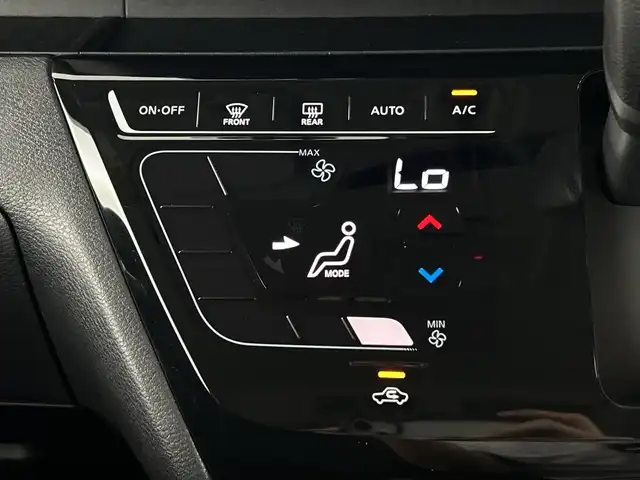 日産 ルークス HWS Gターボ プロパイロットED 愛知県 2020(令2)年 1.8万km ブラック 禁煙車/ターボ/純正8インチナビ/（CD/DVD/Bluetooth/フルセグTV/SD）/全方位カメラ/衝突軽減ブレーキ/レーンキープアシスト/レーダークルーズコントロール/プロパイロット/オートマチックハイビーム/ETC/ドライブレコーダー/両側パワースライドドア/アイドリングストップ/純正14インチアルミホイール/スマートキー/プッシュスタート/純正フロアマット/横滑り防止装置/ステアリングスイッチ/ベンチシート/電動格納ミラー