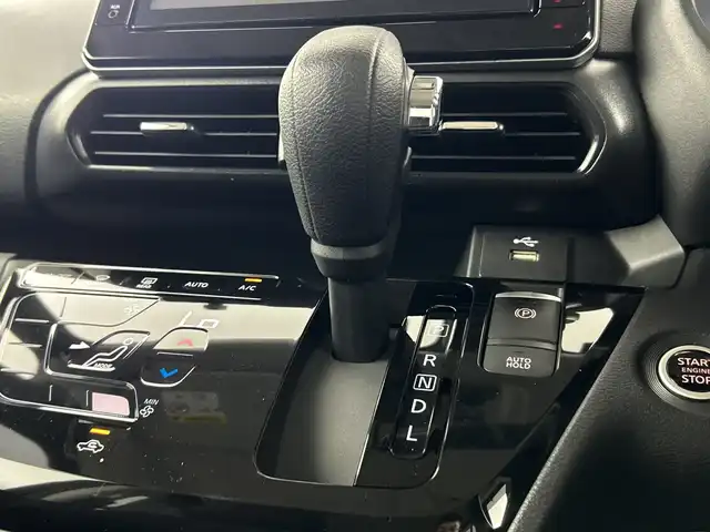 日産 ルークス HWS Gターボ プロパイロットED 愛知県 2020(令2)年 1.8万km ブラック 禁煙車/ターボ/純正8インチナビ/（CD/DVD/Bluetooth/フルセグTV/SD）/全方位カメラ/衝突軽減ブレーキ/レーンキープアシスト/レーダークルーズコントロール/プロパイロット/オートマチックハイビーム/ETC/ドライブレコーダー/両側パワースライドドア/アイドリングストップ/純正14インチアルミホイール/スマートキー/プッシュスタート/純正フロアマット/横滑り防止装置/ステアリングスイッチ/ベンチシート/電動格納ミラー