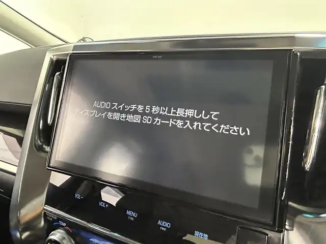 トヨタ ヴェルファイア Z Gエディション 大阪府 2018(平30)年 1.3万km ホワイトパールクリスタルシャイン ツインムーンルーフ　衝突軽減　レーンアシスト　　純正１０インチナビ　シートヒーター　エアシート　パワーシート　メモリシート　パワーバックドア　両側電動ドア　ビルトインＥＴＣ　ドラレコ