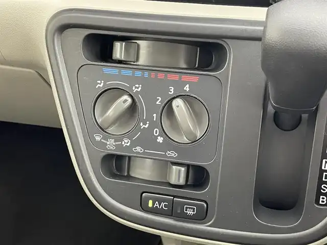 トヨタ パッソ X 道央・札幌 2020(令2)年 5.1万km ホワイト ・ワンオーナー/・社外ナビ/・バックカメラ/・ワンセグＴＶ/・ＣＤ再生/・寒冷地仕様/・アイドリングストップ/・横滑り防止装置/・シートヒーター/・電格ミラー/・スマートキー/・プッシュスタート
