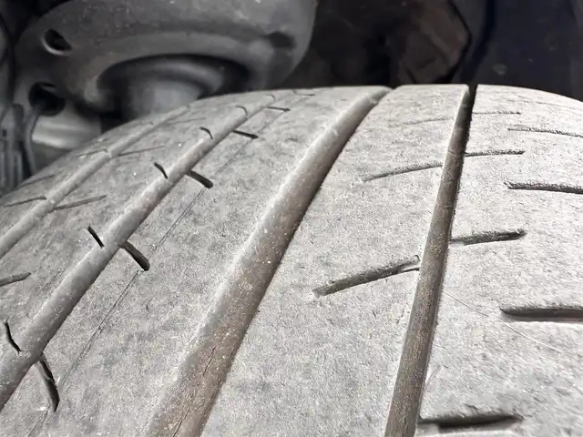 トヨタ プリウス Sツーリングセレクション 宮城県 2019(平31)年 3.1万km ホワイトパールクリスタルシャイン インテリジェントクリアランスソナー/＝＝＝/モデリスタエアロ（F/S/R）/セーフティセンス/・プリクラッシュセーフティ/・レーンディパーチャーアラート/・オートマチックハイビーム/・レーダークルーズコントロール/純正ナビ（NSZT-W68T）/・CD/DVD/・Bluetooth/・フルセグＴＶ/バックカメラ/ビルトインETC2.0/ブラック合皮シート/シートヒーター/革巻きステアリング/ステアリングスイッチ/LEDヘッドランプ/フォグランプ/オートライト/スマートキー＆プッシュスタート/スペアキー/電動格納ミラー/純正17インチAW/純正ドアバイザー/純正フロアマット/トノカバー/W/サイド/カーテンエアバッグ