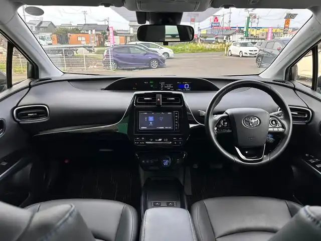 トヨタ プリウス Sツーリングセレクション 宮城県 2019(平31)年 3.1万km ホワイトパールクリスタルシャイン インテリジェントクリアランスソナー/＝＝＝/モデリスタエアロ（F/S/R）/セーフティセンス/・プリクラッシュセーフティ/・レーンディパーチャーアラート/・オートマチックハイビーム/・レーダークルーズコントロール/純正ナビ（NSZT-W68T）/・CD/DVD/・Bluetooth/・フルセグＴＶ/バックカメラ/ビルトインETC2.0/ブラック合皮シート/シートヒーター/革巻きステアリング/ステアリングスイッチ/LEDヘッドランプ/フォグランプ/オートライト/スマートキー＆プッシュスタート/スペアキー/電動格納ミラー/純正17インチAW/純正ドアバイザー/純正フロアマット/トノカバー/W/サイド/カーテンエアバッグ