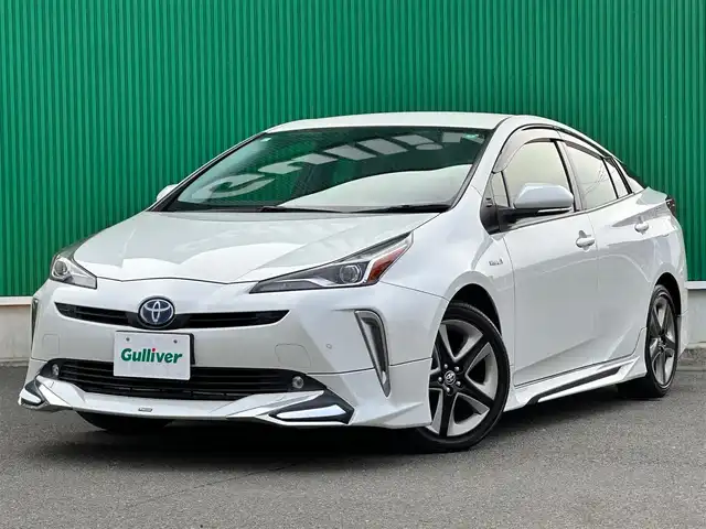 トヨタ プリウス Sツーリングセレクション 宮城県 2019(平31)年 3.1万km ホワイトパールクリスタルシャイン インテリジェントクリアランスソナー/＝＝＝/モデリスタエアロ（F/S/R）/セーフティセンス/・プリクラッシュセーフティ/・レーンディパーチャーアラート/・オートマチックハイビーム/・レーダークルーズコントロール/純正ナビ（NSZT-W68T）/・CD/DVD/・Bluetooth/・フルセグＴＶ/バックカメラ/ビルトインETC2.0/ブラック合皮シート/シートヒーター/革巻きステアリング/ステアリングスイッチ/LEDヘッドランプ/フォグランプ/オートライト/スマートキー＆プッシュスタート/スペアキー/電動格納ミラー/純正17インチAW/純正ドアバイザー/純正フロアマット/トノカバー/W/サイド/カーテンエアバッグ