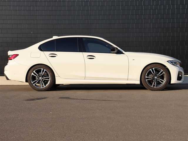 ＢＭＷ ３２０ｄ xDrive Mスポーツ EDサンライズ 宮城県 2020(令2)年 3.6万km アルピンホワイトⅢ 純正ナビ【ＢＴ／フルセグＴＶ】/ワンオーナー　/ワイヤレス充電　/インテリジェントセーフティ　/エマージェンシーストップアシスト/ハイビームアシスト/アンビエントライト/メモリーシート(D席)/パワーシート(DN席)/ドライブレコーダー　/シートヒーター(DN席)　/バックカメラ　/レザーシート　/パドルシフト　/ミラー一体型ＥＴＣ　/クルーズコントロール/パーキングアシスト/オートホールド/LEDヘッドライト/純正フロアマット/社外18インチAW