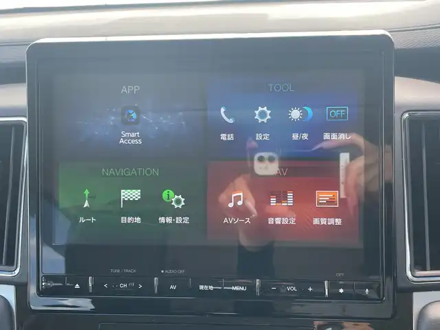 三菱 デリカＤ：５ G パワーパッケージ 神奈川県 2019(平31)年 4万km ウォームホワイトパール エクステリアパッケージA/フロントアンダーガーニッシュ/リアアンダーガーニッシュ/エクステリアパッケージC/ブラックダイヤモノトーンエンブレム/リアスポイラー/e-Assist/FCM/ACC/LDW/誤発進抑制機能/先行車両発進お知らせ/純正ナビゲーション10.1インチ/DVD/CD/Bluetooth/フルセグTV/HDMI/バックカメラ/アラウンドビューモニター/電動パーキング/衝突軽減装置/レーンキープアシスト/ブラインドスポットモニター/レーダークルーズコントロール/両側パワースライドドア/パワーシート/シートヒーター/ETC2.0
