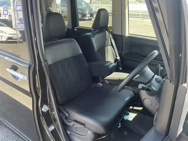 ダイハツ タント カスタム X トップED SA Ⅲ 徳島県 2018(平30)年 8万km ブラックマイカメタリック (株)IDOMが運営する【じしゃロン徳島店】の自社ローン専用車両になりますこちらは現金またはオートローンご利用時の価格です。/社外ナビゲーション　/全方位モニター　/ＥＴＣ　/ＬＥＤヘッドライト　/純正アルミホイール　/両側パワースライドドア　/両席シートヒーター　/オートハイビーム　/プッシュスタート　/スマートキー　/スペアキー