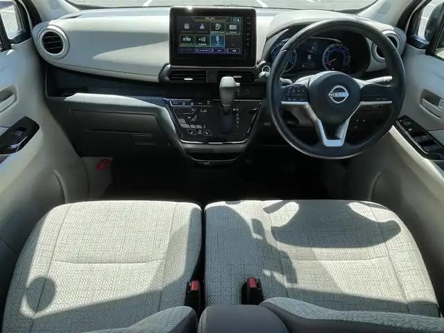 日産 デイズ X 鳥取県 2024(令6)年 1.6万km ホワイトパール ４・W・D/純正9インチディスプレイオーディオ/BT/USB/アラウンドビューモニター/ドライブレコーダー・ETC/前席シートヒーター/ハンドルヒーター/エマージェンシーブレーキ/LEDヘットライト/純正１４インチアルミホイール/プッシュエンジンスタート/アイドリングストップ/純正フロアマット/スペアキー