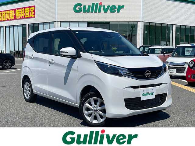 日産 デイズ X 鳥取県 2024(令6)年 1.6万km ホワイトパール ４・W・D/純正9インチディスプレイオーディオ/BT/USB/アラウンドビューモニター/ドライブレコーダー・ETC/前席シートヒーター/ハンドルヒーター/エマージェンシーブレーキ/LEDヘットライト/純正１４インチアルミホイール/プッシュエンジンスタート/アイドリングストップ/純正フロアマット/スペアキー
