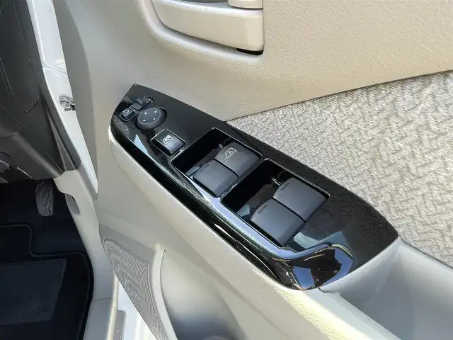 日産 デイズ X 鳥取県 2024(令6)年 1.6万km ホワイトパール ４・W・D/純正9インチディスプレイオーディオ/BT/USB/アラウンドビューモニター/ドライブレコーダー・ETC/前席シートヒーター/ハンドルヒーター/エマージェンシーブレーキ/LEDヘットライト/純正１４インチアルミホイール/プッシュエンジンスタート/アイドリングストップ/純正フロアマット/スペアキー