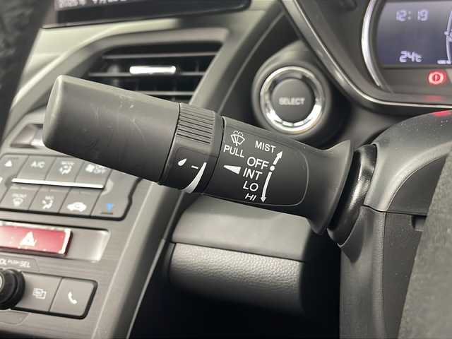 ホンダ Ｓ６６０ α 埼玉県 2022(令4)年 1.1万km Ｄグリーン センターディスプレイ/前後ドライブレコーダー/社外バックモニター/ETC/クルーズコントロール/シートヒーター/純正フロアマット/横滑り防止装置/ハーフレザー/LEDヘッドライト/オートライト/社外車高調/社外ストラットタワーバー/社外マフラー/社外サージタンク