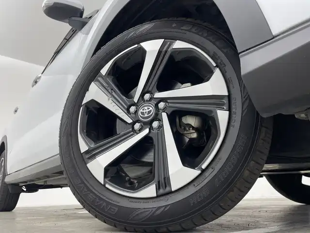 トヨタ ライズ Z 群馬県 2022(令4)年 2.4万km シャイニングホワイトパール 衝突被害軽減ブレーキ/レーンアシスト/クリアランスソナー（F/R）/純正９インチディスプレイオーディオ/Bluetooth/フルセグTV/AppleCarPlay/AndroidAuto/バックカメラ/レーダークルーズコントロール/D/Nシートヒーター/ステアリングリモコン/オートライト/オートハイビーム/LEDヘッドライト/LEDフォグライト/バックフォグ/電格ミラー/ウィンカーミラー/純正AW/ETC/革巻きステアリング/純正フロアマット/ドアバイザー/プッシュスタート/スマートキー/電動パーキングブレーキ