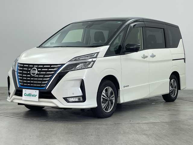 日産 セレナ e－パワー ハイウェイスター V 群馬県 2020(令2)年 4万km ブリリアントホワイトパール 2トーン 純正１０型ナビ　後席モニター　全周囲カメラ　衝突被害軽減ブレーキ　アダプティブクルーズコントロール　両側電動スライドドア　プロパイロット　ブラインドスポットモニター　シートヒーター　スマートキー　禁煙