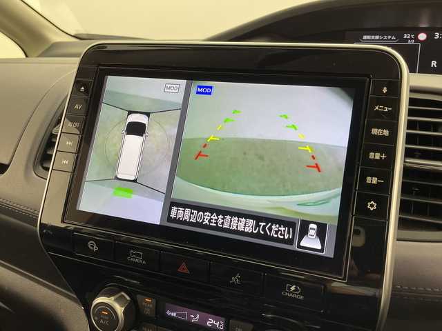 日産 セレナ e－パワー ハイウェイスター V 群馬県 2020(令2)年 4万km ブリリアントホワイトパール 2トーン 純正１０型ナビ　後席モニター　全周囲カメラ　衝突被害軽減ブレーキ　アダプティブクルーズコントロール　両側電動スライドドア　プロパイロット　ブラインドスポットモニター　シートヒーター　スマートキー　禁煙