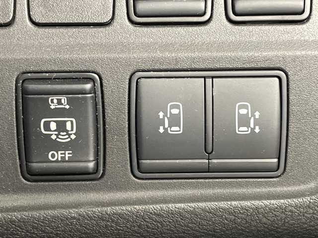 日産 セレナ e－パワー ハイウェイスター V 群馬県 2020(令2)年 4万km ブリリアントホワイトパール 2トーン 純正１０型ナビ　後席モニター　全周囲カメラ　衝突被害軽減ブレーキ　アダプティブクルーズコントロール　両側電動スライドドア　プロパイロット　ブラインドスポットモニター　シートヒーター　スマートキー　禁煙