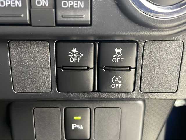 トヨタ ルーミー カスタムG 埼玉県 2021(令3)年 2.3万km レーザーブルークリスタルシャイン 純正９型ナビ　/全方位カメラ　/前後ドライブレコーダー　/衝突軽減システム　/ビルトインＥＴＣ　/レーダークルーズコントロール　/シートヒーター　/両側パワースライドドア　/前後コーナーセンサー　/レーンキープアシスト/純正アルミホイール/フロアマット/LEDヘッドライト