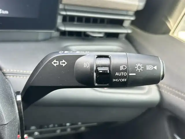 日産 セレナ e－パワー ハイウェイスター V 福島県 2024(令6)年 0.8万km プリズムホワイト 寒冷地仕様（ホット＋パッケージ）/プロパイロット/フロント純正エアロ/純正フリップダウンモニター/純正ナビゲーション/「AM/FM/DTV/BT/USB/AppleCarplay/HDMI」/アラウンドビューカメラ/バックカメラ/デジタルインナーミラー/ステアリングヒーター/シートヒーター/置くだけ充電/ビルトインETC2.0/社外18インチアルミホイール/社外レザー系シートカバー/社外フロアマット/プッシュスタート/電動パーキングブレーキ/取説・保証書・スペアキー1本有り