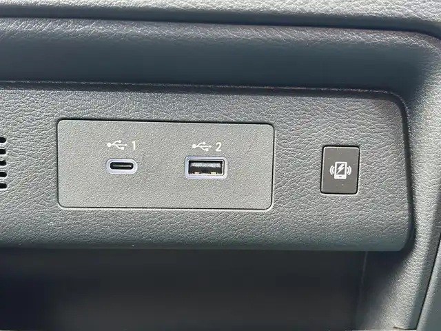 日産 セレナ e－パワー ハイウェイスター V 福島県 2024(令6)年 0.8万km プリズムホワイト 寒冷地仕様（ホット＋パッケージ）/プロパイロット/フロント純正エアロ/純正フリップダウンモニター/純正ナビゲーション/「AM/FM/DTV/BT/USB/AppleCarplay/HDMI」/アラウンドビューカメラ/バックカメラ/デジタルインナーミラー/ステアリングヒーター/シートヒーター/置くだけ充電/ビルトインETC2.0/社外18インチアルミホイール/社外レザー系シートカバー/社外フロアマット/プッシュスタート/電動パーキングブレーキ/取説・保証書・スペアキー1本有り