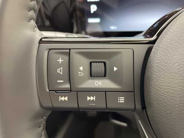 日産 セレナ e－パワー ハイウェイスター V 群馬県 2025(令7)年 0.1千km プリズムホワイト 登録済未使用車(登録時１１km)/＝＝＝＝＝＝＝/純正12.3インチナビ/・フルセグ/AM/FM/Bluetooth/Apple CarPlay/Android Auto/登録済未使用車　純正１２．３型ナビ　純正１１型後席モニター　両側電動スライドドア　プロパイロット　ワイヤレス充電　全周囲カメラ　デジタルインナーミラー　ＢＭＳ　レーンキープアシスト　ＥＴＣ　禁煙車