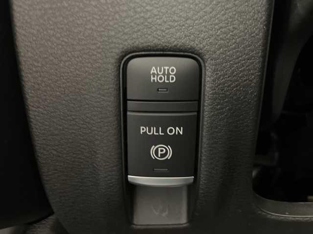 日産 セレナ e－パワー ハイウェイスター V 群馬県 2025(令7)年 0.1千km プリズムホワイト 登録済未使用車(登録時１１km)/＝＝＝＝＝＝＝/純正12.3インチナビ/・フルセグ/AM/FM/Bluetooth/Apple CarPlay/Android Auto/登録済未使用車　純正１２．３型ナビ　純正１１型後席モニター　両側電動スライドドア　プロパイロット　ワイヤレス充電　全周囲カメラ　デジタルインナーミラー　ＢＭＳ　レーンキープアシスト　ＥＴＣ　禁煙車