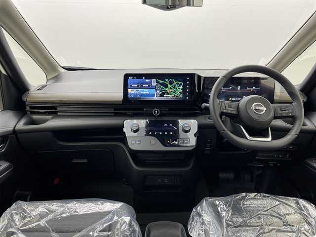 日産 セレナ e－パワー ハイウェイスター V 群馬県 2025(令7)年 0.1千km プリズムホワイト 登録済未使用車(登録時１１km)/＝＝＝＝＝＝＝/純正12.3インチナビ/・フルセグ/AM/FM/Bluetooth/Apple CarPlay/Android Auto/登録済未使用車　純正１２．３型ナビ　純正１１型後席モニター　両側電動スライドドア　プロパイロット　ワイヤレス充電　全周囲カメラ　デジタルインナーミラー　ＢＭＳ　レーンキープアシスト　ＥＴＣ　禁煙車