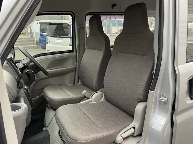 スズキ エブリイ PA 道央・札幌 2016(平28)年 7.7万km シルキーシルバーメタリック (株)IDOMが運営する【じしゃロン札幌店】の自社ローン専用車両になりますこちらは現金またはオートローンご利用価格です。自社ローンご希望の方は別途その旨お申し付けください。/純正ラジオ/MD/ETC/両側スライドドア/ヘッドライドレベライザー/フロアマット