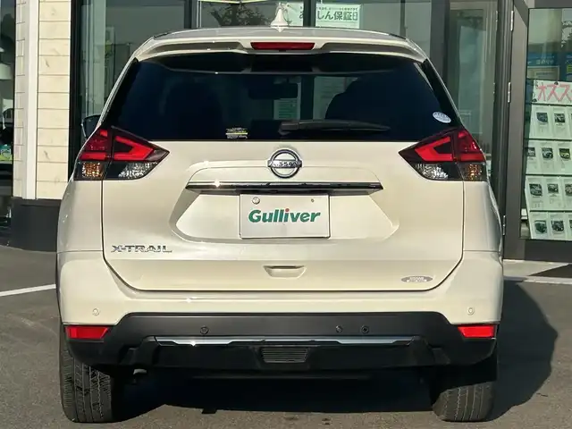 日産 エクストレイル 20Xi レザーエディション 愛媛県 2020(令2)年 7.6万km ブリリアントホワイトパール 純正9型ナビ(BT/フルセグTV)/全周囲カメラ/プロパイロット/インテリジェントルームミラー/アイドリングストップ/黒革温電動シート/純正ドライブレコーダー/クリアランスソナー/LEDヘッドライト/革巻きステアリング/電動パーキングブレーキ/AutoHold機能/現状サマー(純正AW)(225/60/R18)