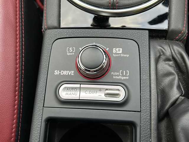 スバル ＷＲＸ ＳＴＩ STI タイプS 大阪府 2019(令1)年 6.9万km クリスタルブラックシリカ １オーナー　アプライドＦ型　ＨＫＳ車高調　ＲＡＹＳ１９ＡＷ　柿本４本出し　ＳＴＩエアロ　リアスポイラー　ナルディハンドル　純正８インチナビ　シートヒーター　レーダー探知機　ドラレコ　ＥＴＣ　バックカメラ　ウィンカーミラー　プッシュスタート　LEDヘッドライト　純正マフラー（積込）　純正ハンドル（積込）　純正オーディオ　スペアタイヤ